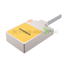 Czujnik pojemnościowy 5 mm BC5-Q08-AN6X2/S250 26201 Turck